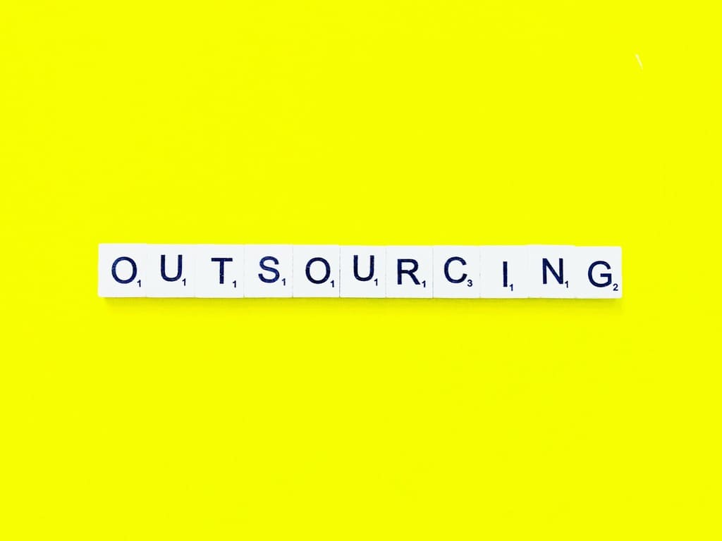 outsourcing significado