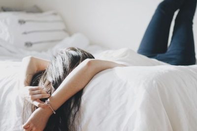 el significado de hablar en suenos y su impacto en nuestra salud