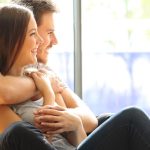 Características del noviazgo: conocimiento y compromiso en pareja