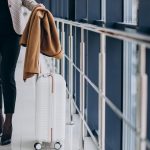 Política equipaje vuelos internacionales: límite maletas facturadas y maleta de mano